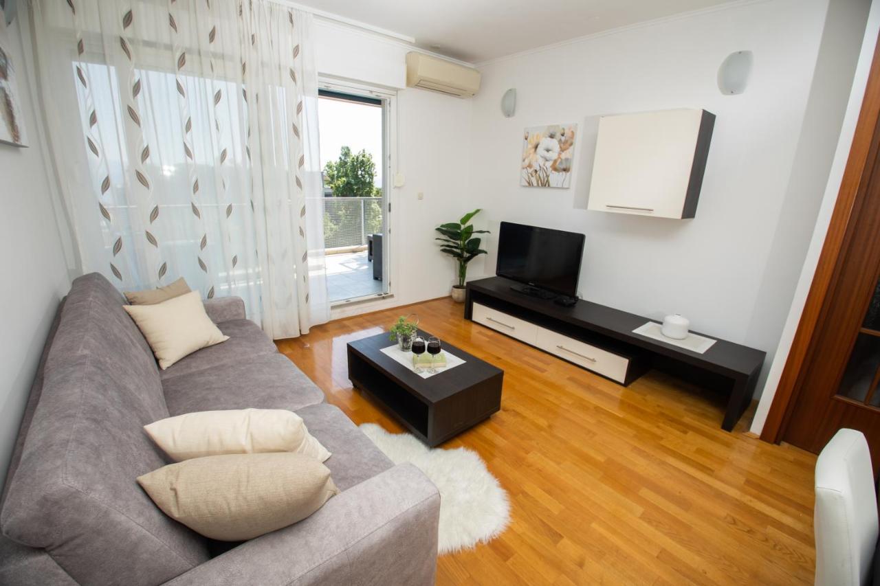 Apartment Fluid Split Bagian luar foto