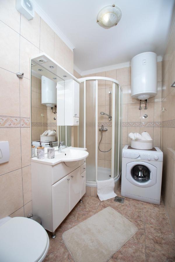 Apartment Fluid Split Bagian luar foto
