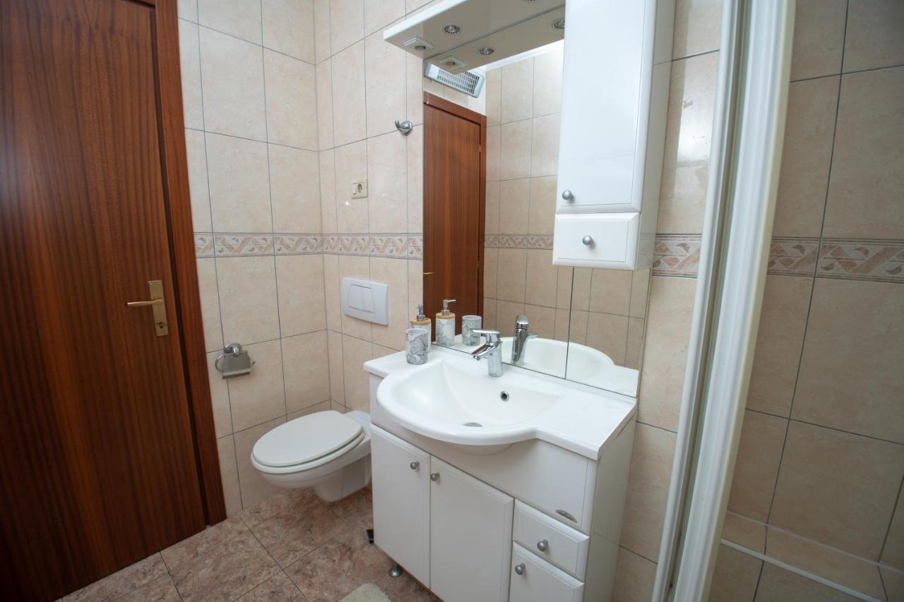 Apartment Fluid Split Bagian luar foto